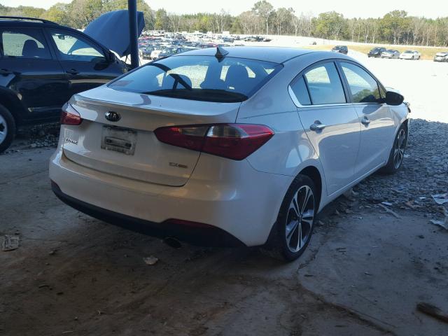 KNAFX4A80E5078089 - 2014 KIA FORTE EX WHITE photo 4