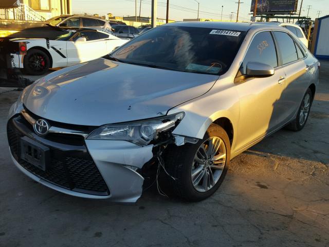 4T1BF1FK8FU925774 - 2015 TOYOTA CAMRY LE SILVER photo 2