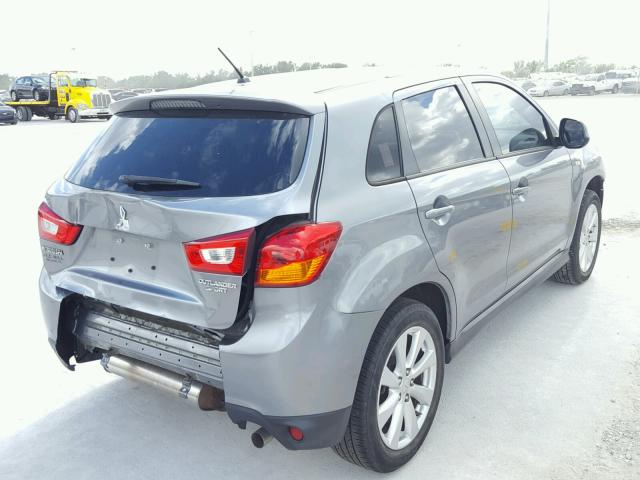 4A4AP3AU6FE020678 - 2015 MITSUBISHI OUTLANDER GRAY photo 4