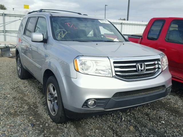 5FNYF3H31FB033956 - 2015 HONDA PILOT SE SILVER photo 1