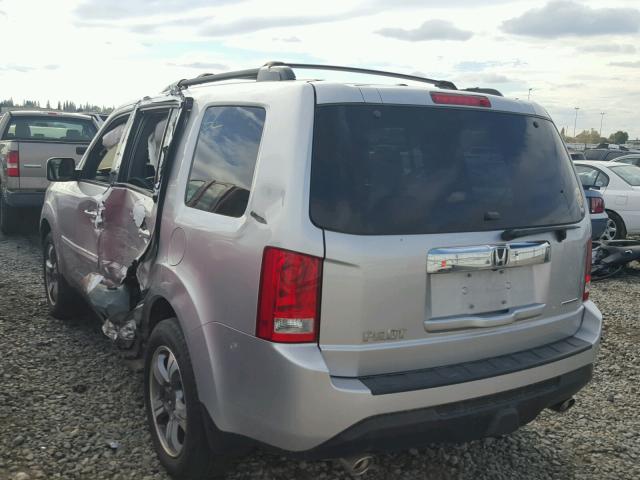 5FNYF3H31FB033956 - 2015 HONDA PILOT SE SILVER photo 3