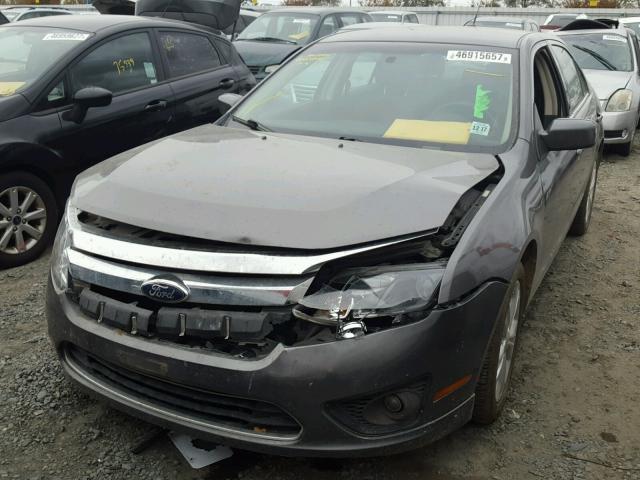 3FAHP0HA2CR366693 - 2012 FORD FUSION SE GRAY photo 2