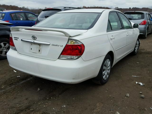 4T1BE32K15U619793 - 2005 TOYOTA CAMRY LE WHITE photo 4