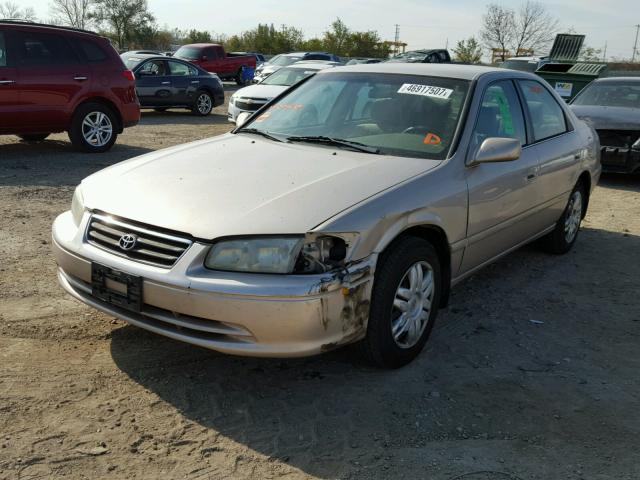 4T1BG22K71U092437 - 2001 TOYOTA CAMRY CE GOLD photo 2