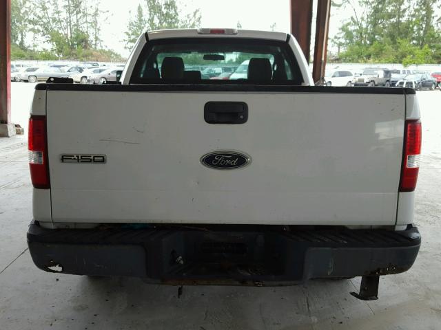 1FTRF12275NA99176 - 2005 FORD F150 WHITE photo 6