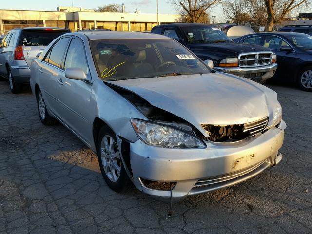 4T1BF30K35U614224 - 2005 TOYOTA CAMRY LE SILVER photo 1