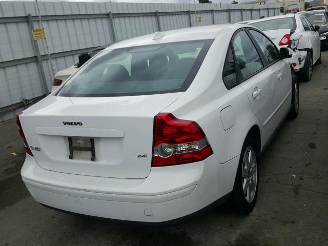 YV1MS390372290520 - 2007 VOLVO S40 2.4I WHITE photo 4