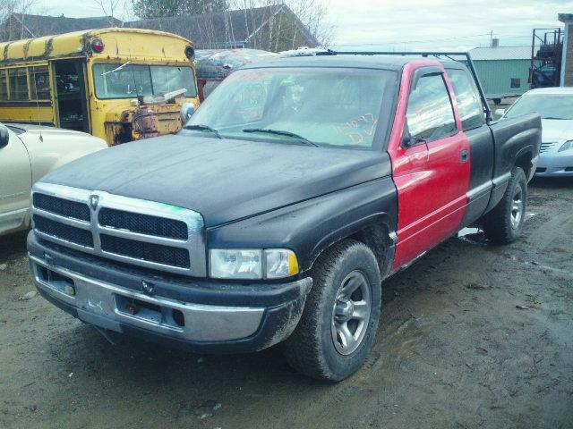 3B7HC13ZXTG145380 - 1996 DODGE RAM 1500 BLACK photo 2