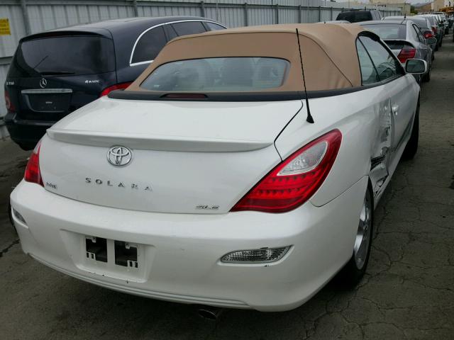 4T1FA38P37U124496 - 2007 TOYOTA CAMRY SOLA WHITE photo 4