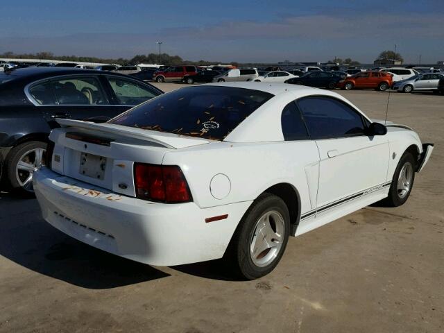 1FAFP4046XF206677 - 1999 FORD MUSTANG WHITE photo 4