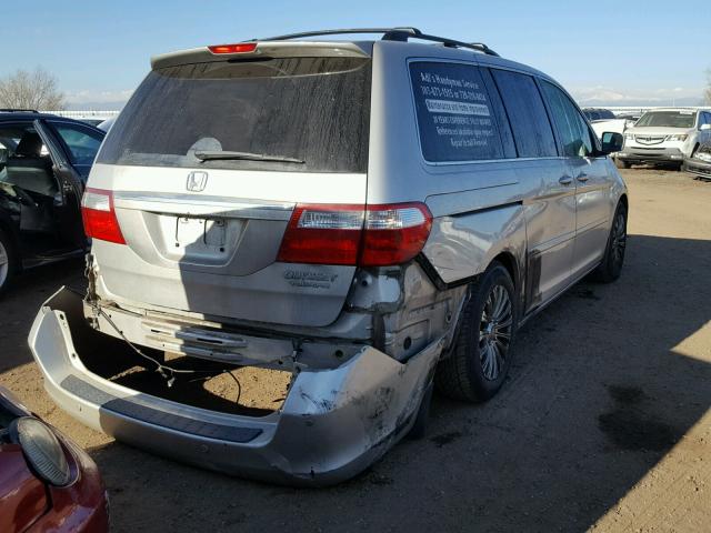 5FNRL38875B111096 - 2005 HONDA ODYSSEY GRAY photo 4