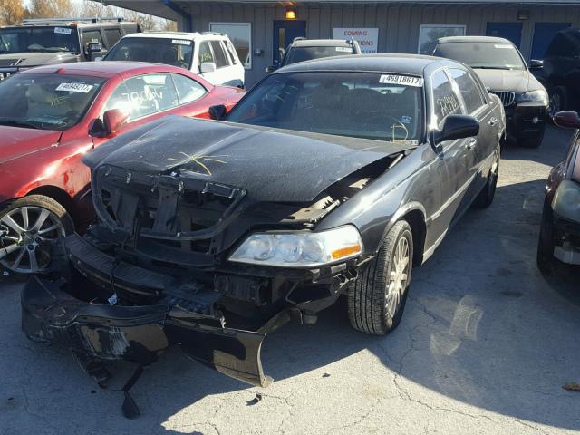 1LNHM81VX6Y623454 - 2006 LINCOLN TOWN CAR S BLACK photo 2