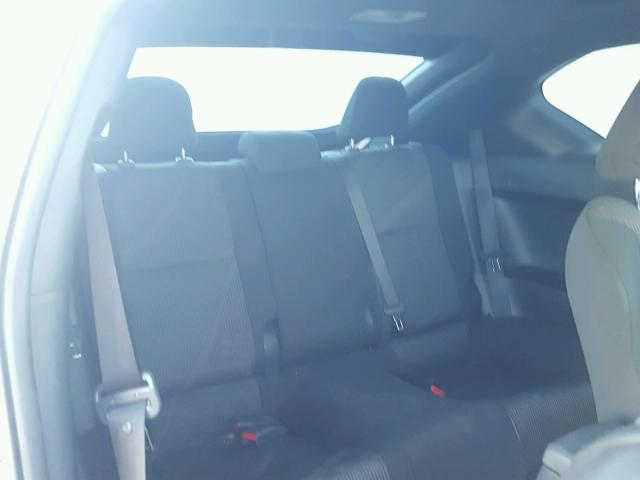 JTKJF5C78B3015607 - 2011 TOYOTA SCION TC 银色 照片 6