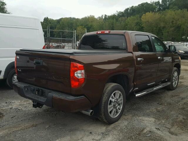 5TFAW5F10HX638364 - 2017 TOYOTA TUNDRA CRE 棕色 照片 4