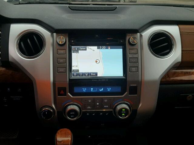 5TFAW5F10HX638364 - 2017 TOYOTA TUNDRA CRE 棕色 照片 9