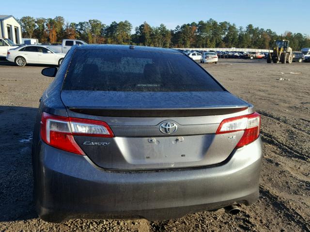 4T1BF1FK2EU738772 - 2014 TOYOTA CAMRY L GRAY photo 9