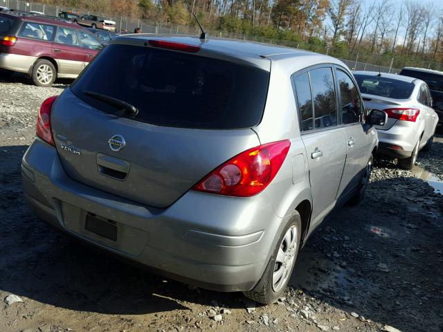 3N1BC13E49L495416 - 2009 NISSAN VERSA S SILVER photo 4