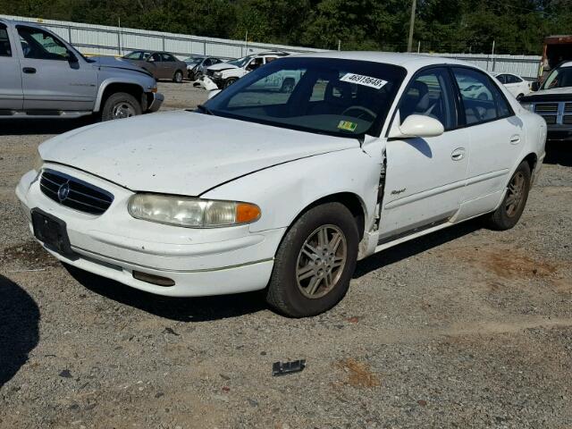 2G4WB55K9Y1252188 - 2000 BUICK REGAL LS WHITE photo 2