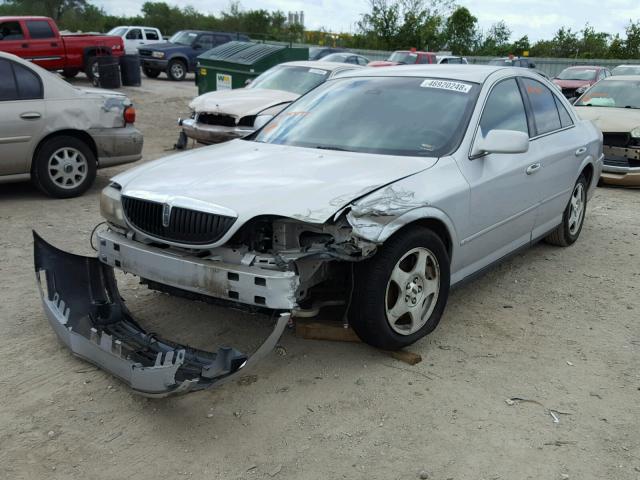1LNHM87A9YY753877 - 2000 LINCOLN LS SILVER photo 2