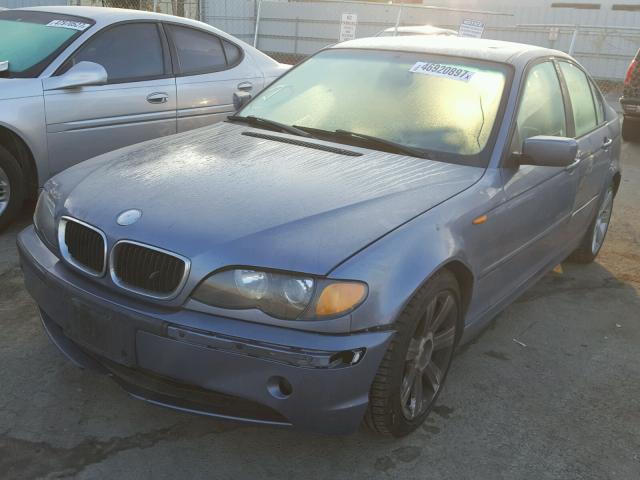 WBAET37462NJ20184 - 2002 BMW 325 I BLUE photo 2