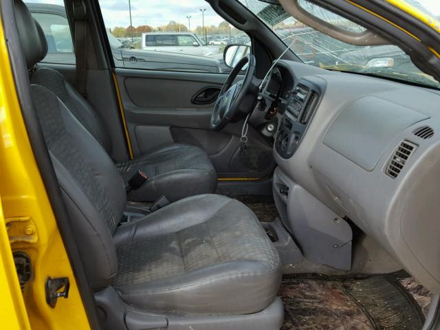 1FMYU011X2KA06518 - 2002 FORD ESCAPE XLS YELLOW photo 5