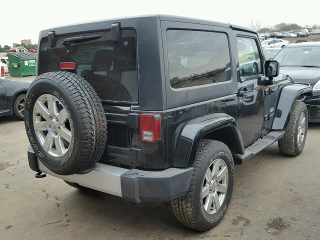 1C4GJWBG8CL208395 - 2012 JEEP WRANGLER S 黑色 照片 4