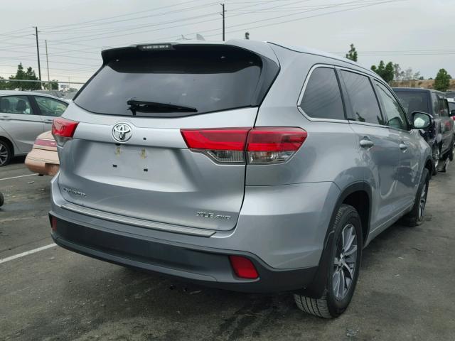 5TDJZRFH5HS511191 - 2017 TOYOTA HIGHLANDER SILVER photo 4