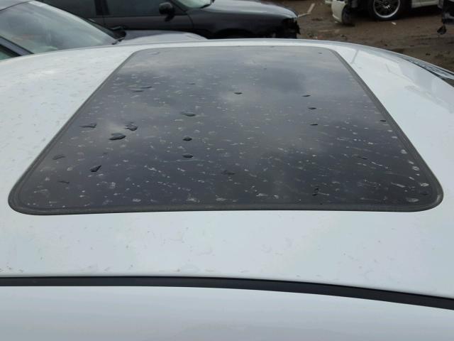 1G1ZD5E76BF394885 - 2011 CHEVROLET MALIBU 2LT WHITE photo 9