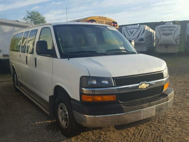 1GAHG39U161108225 - 2006 CHEVROLET EXPRESS G3 WHITE photo 1