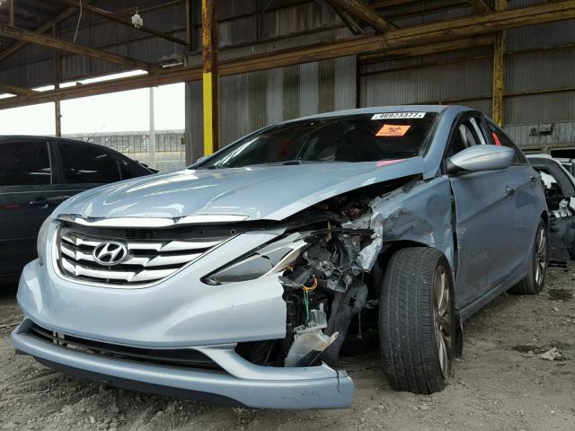 5NPEC4AB2CH348863 - 2012 HYUNDAI SONATA SE BLUE photo 2