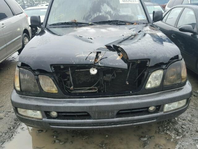 JTJHT00W543535969 - 2004 LEXUS LX 470 BLACK photo 9