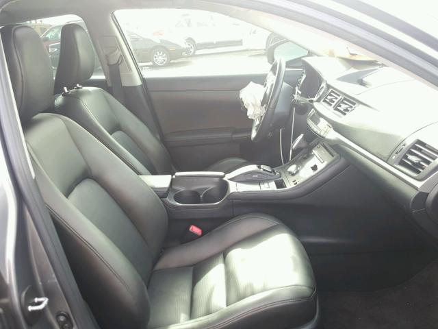 JTHKD5BH5D2170912 - 2013 LEXUS CT 200 GRAY photo 5