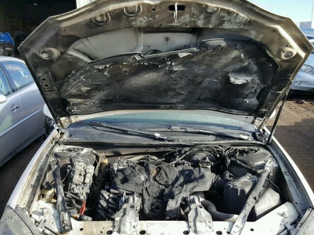 2G2WP552781142055 - 2008 PONTIAC GRAND PRIX WHITE photo 9