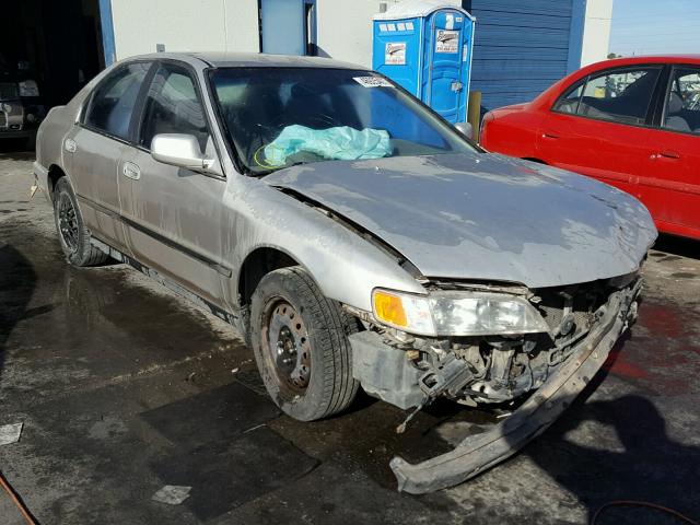 1HGCD5533VA211522 - 1997 HONDA ACCORD LX TAN photo 1