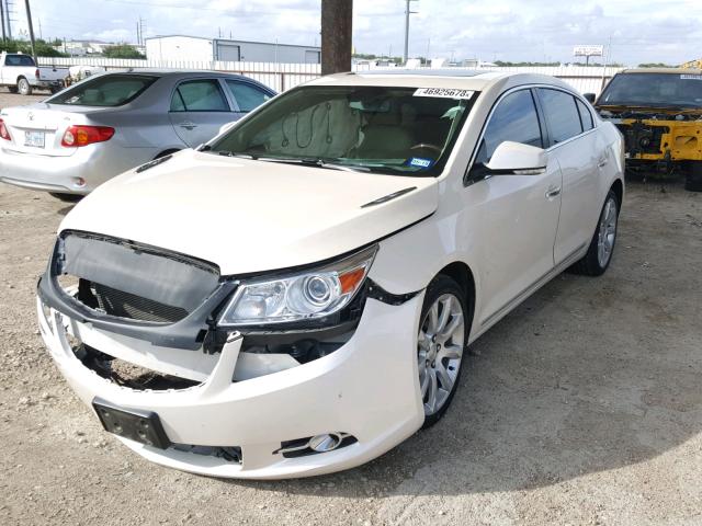 1G4GJ5G37CF341370 - 2012 BUICK LACROSSE T WHITE photo 2
