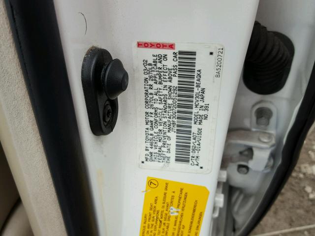 JTHBF30G720051292 - 2002 LEXUS ES 300 WHITE photo 10