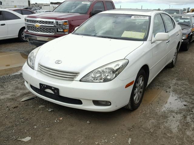 JTHBF30G720051292 - 2002 LEXUS ES 300 WHITE photo 2