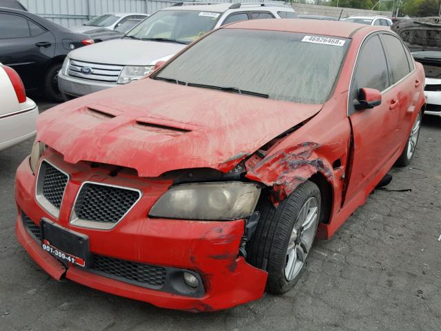 6G2ER57748L988056 - 2008 PONTIAC G8 RED photo 2