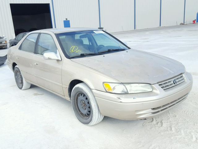 JT2BF22KXW0134422 - 1998 TOYOTA CAMRY CE GOLD photo 1