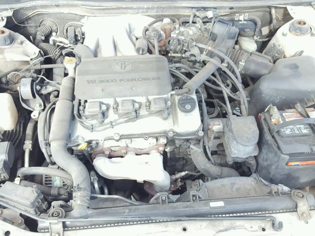 JT2BF22KXW0134422 - 1998 TOYOTA CAMRY CE GOLD photo 7