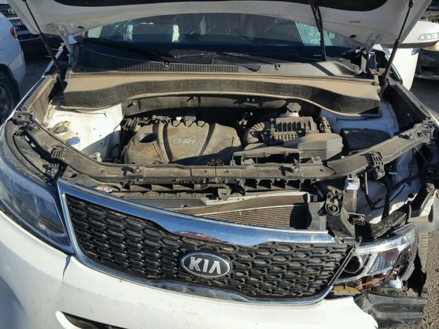 5XYKT3A60EG488159 - 2014 KIA SORENTO LX WHITE photo 7