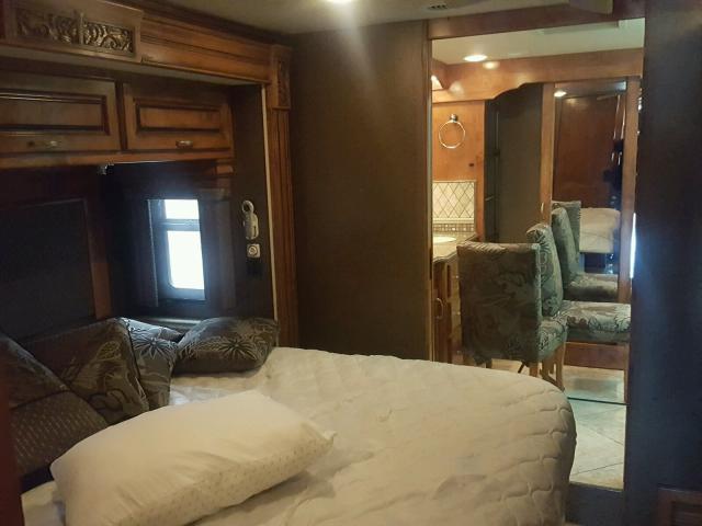 51Z4D5619C1056470 - 2012 ROADMASTER RAIL MONOCOQUE أسود صورة 6