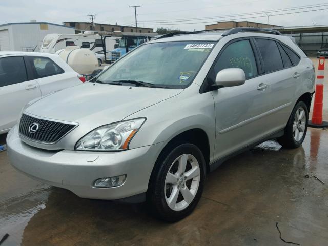 2T2GA31U25C021570 - 2005 LEXUS RX 330 SILVER photo 2