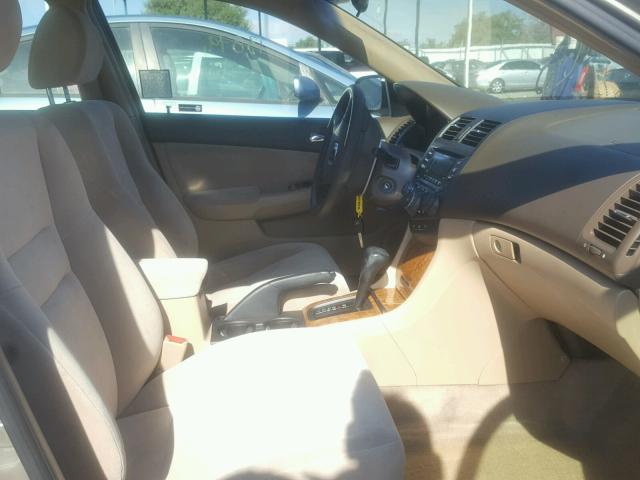 JHMCM56653C070797 - 2003 HONDA ACCORD EX GOLD photo 5