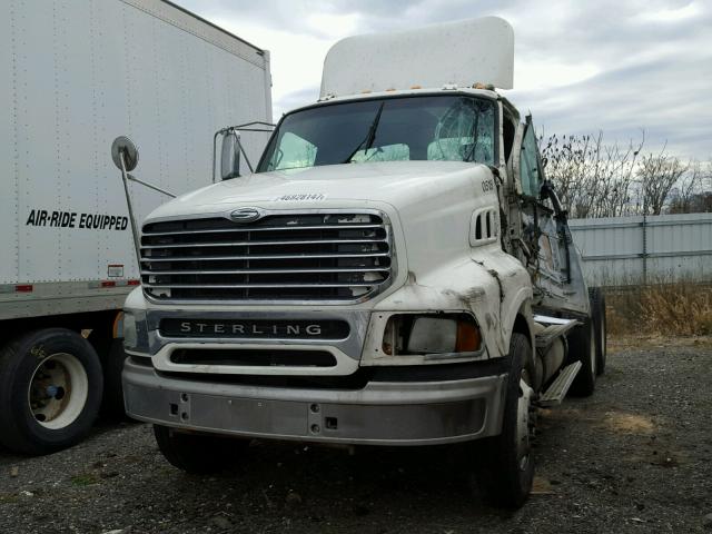 2FWJA3DE45AU95100 - 2005 STERLING TRUCK AT 9500 WHITE photo 2