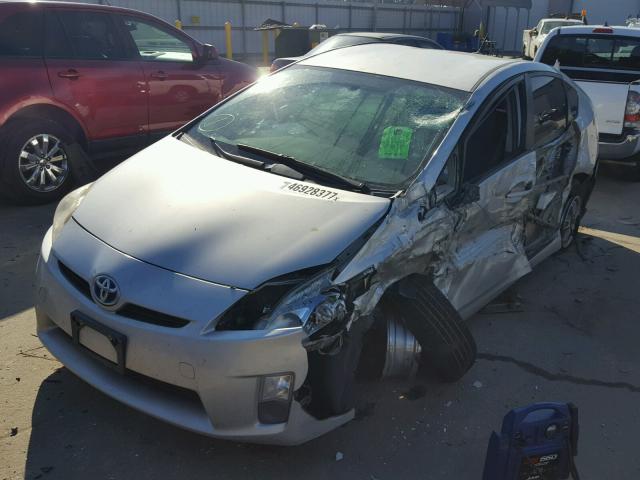 JTDKN3DU6A0196469 - 2010 TOYOTA PRIUS SILVER photo 2