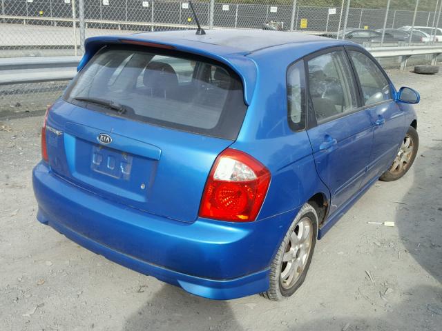 KNAFE161955088099 - 2005 KIA SPECTRA5 BLUE photo 4