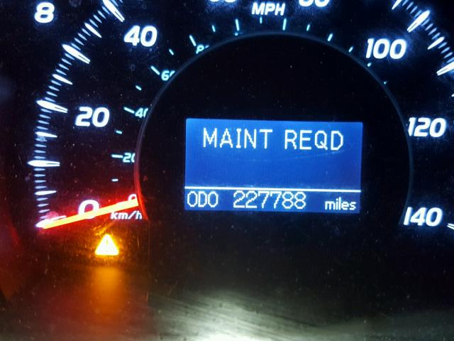 4T1BF3EK7AU571543 - 2010 TOYOTA CAMRY BASE BLUE photo 8