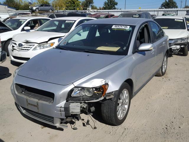 YV1MS390852058427 - 2005 VOLVO S40 2.4I GRAY photo 2