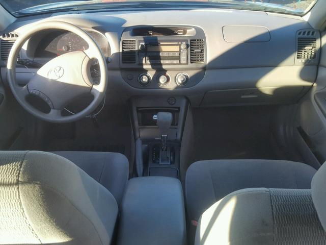 4T1BE32K45U031953 - 2005 TOYOTA CAMRY LE შავი ფოტო 9